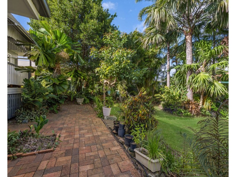 106 Wildey Street, Raceview QLD 4305