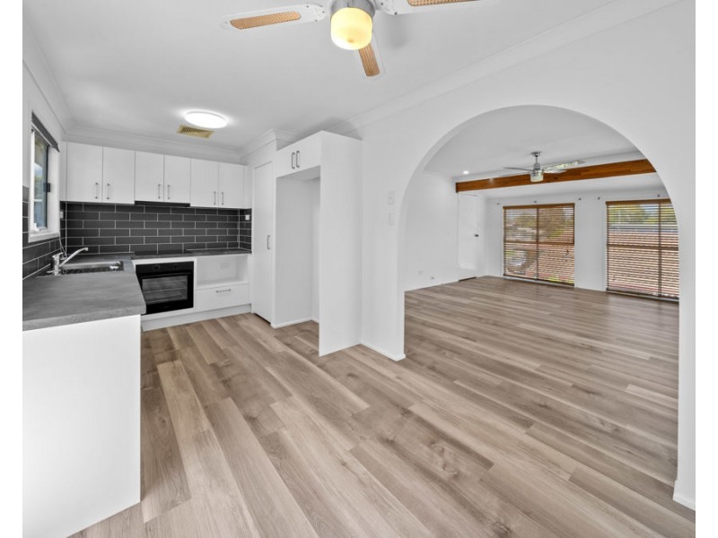 37 Warner Street, Raceview QLD 4305