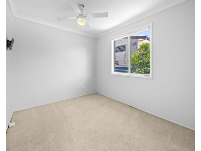 37 Warner Street, Raceview QLD 4305