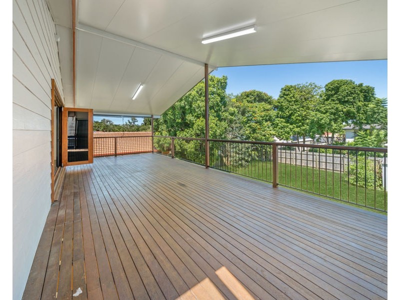 37 Warner Street, Raceview QLD 4305