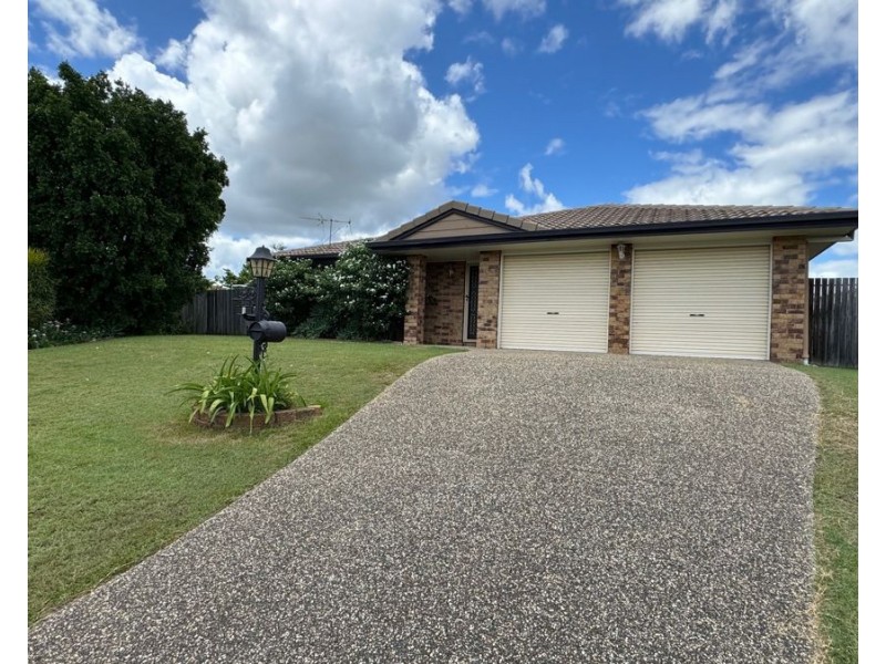 8 Redwood Place, Yamanto QLD 4305