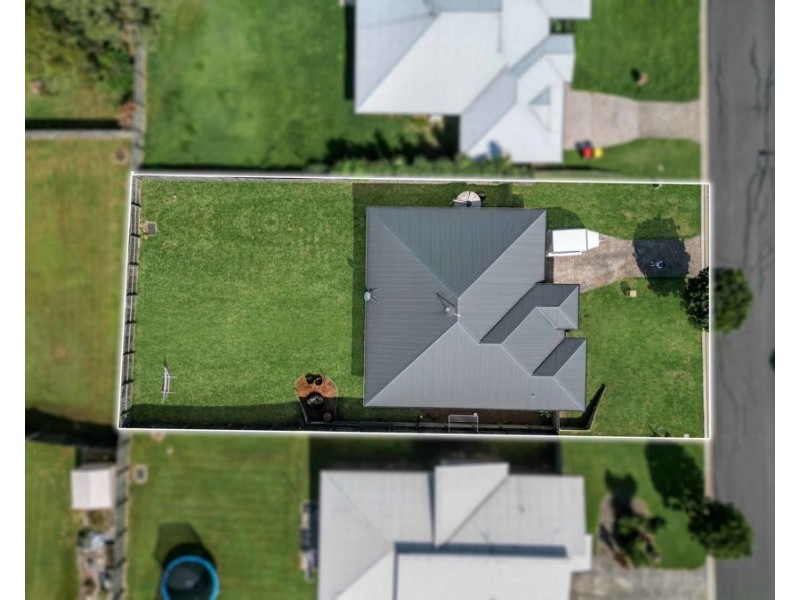 10 Nuala Street, Yamanto QLD 4305