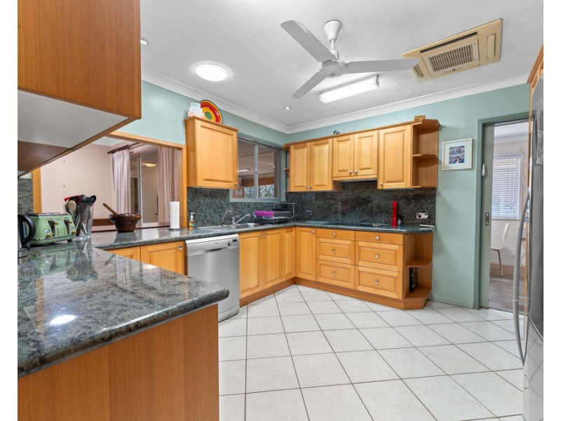 50 Cranes Road, North Ipswich QLD 4305