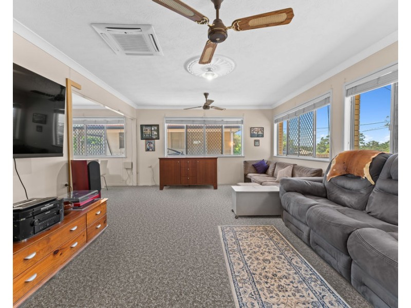 50 Cranes Road, North Ipswich QLD 4305