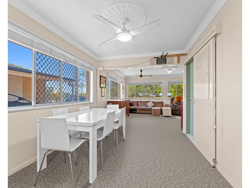 50 Cranes Road, North Ipswich QLD 4305
