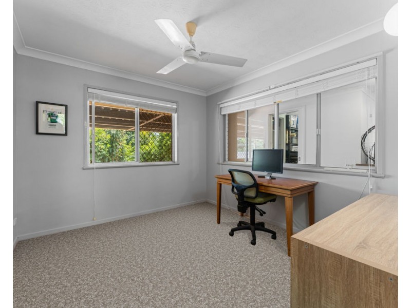 50 Cranes Road, North Ipswich QLD 4305