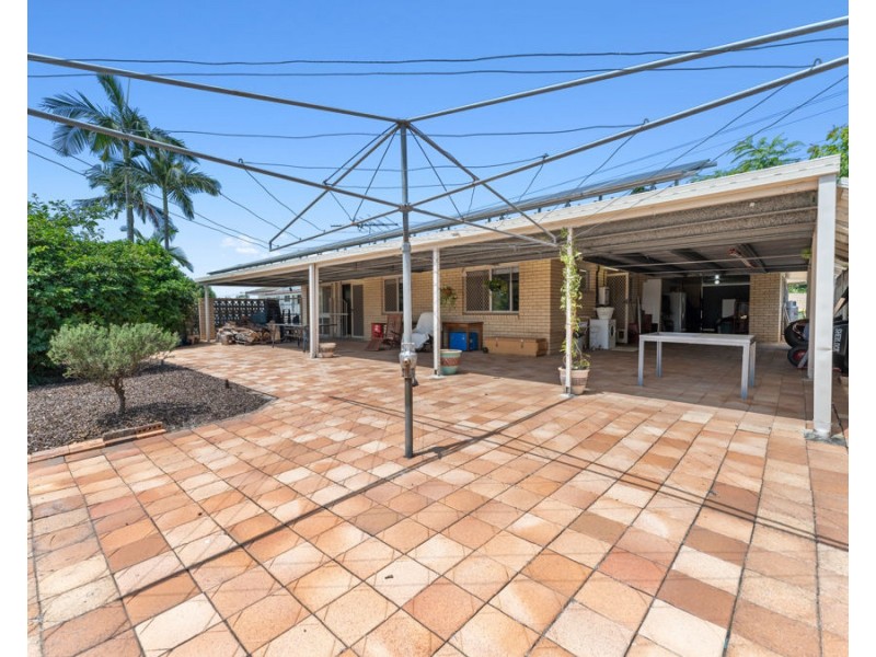 50 Cranes Road, North Ipswich QLD 4305