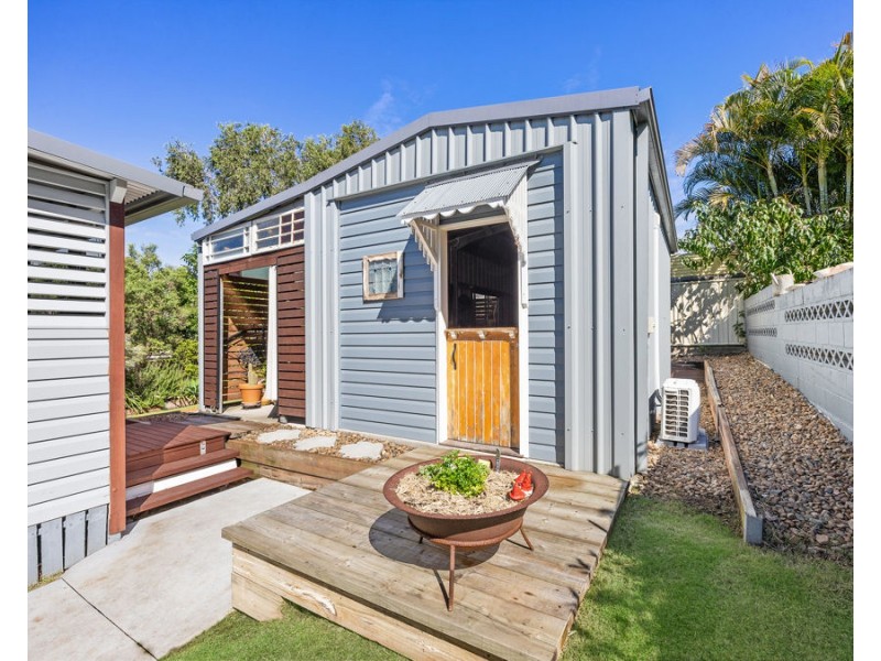 10 Freeman Street, North Ipswich QLD 4305