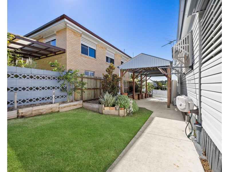 10 Freeman Street, North Ipswich QLD 4305