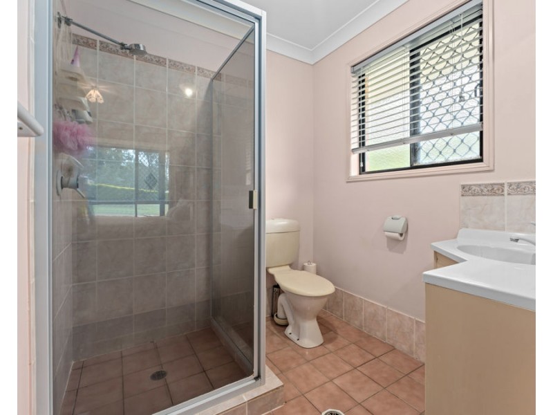 16 Chilton Court, Deebing Heights QLD 4306