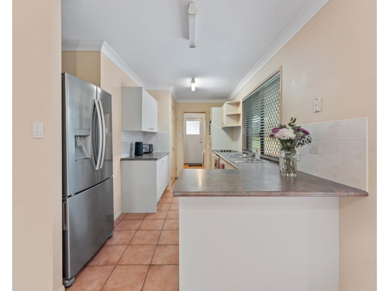 16 Chilton Court, Deebing Heights QLD 4306