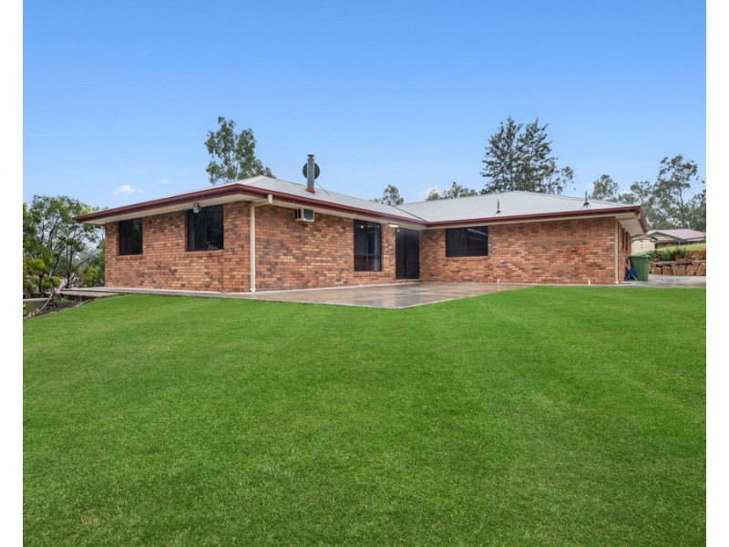 16 Chilton Court, Deebing Heights QLD 4306