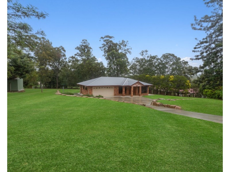 16 Chilton Court, Deebing Heights QLD 4306