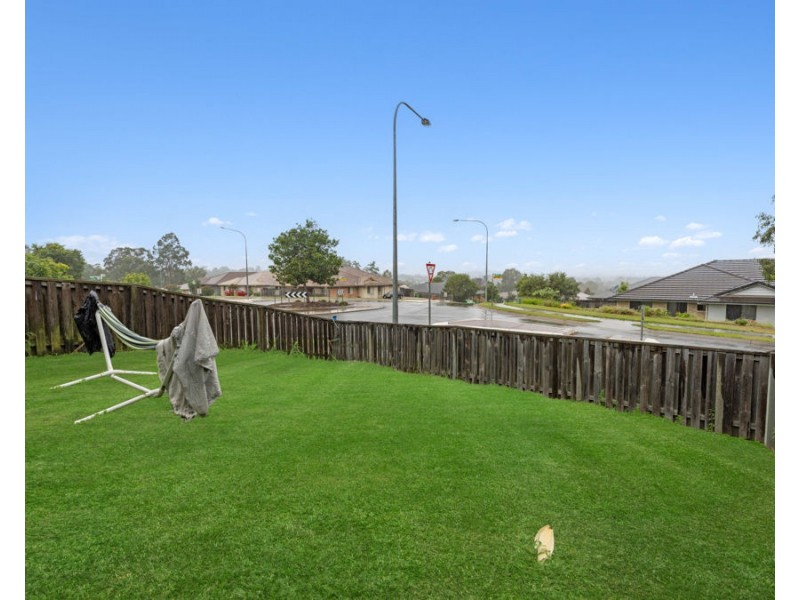 2/15 Ceres Street, Wulkuraka QLD 4305