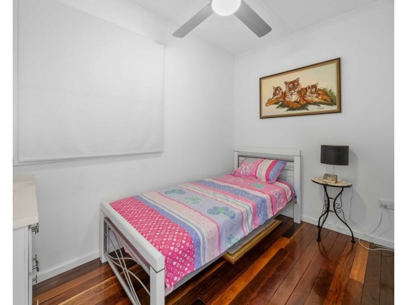 1A Alexandra Street, Booval QLD 4304