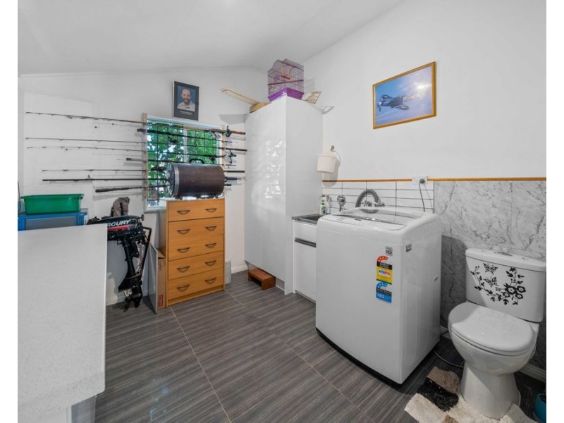 1A Alexandra Street, Booval QLD 4304