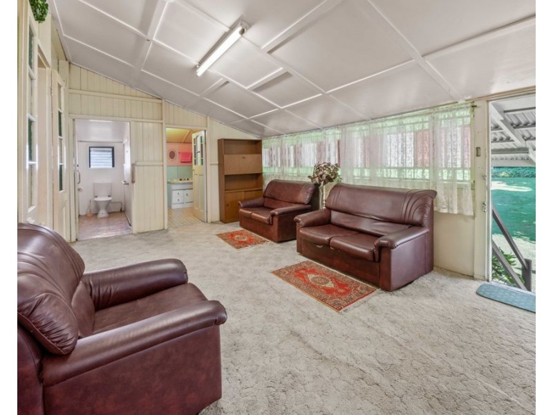 50 Pine Street, North Ipswich QLD 4305