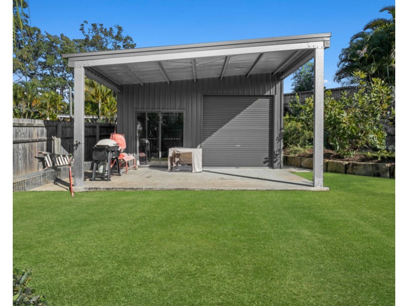 9 Windsor Court, Deebing Heights QLD 4306