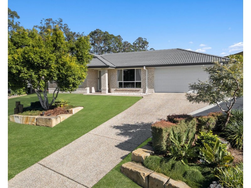 9 Windsor Court, Deebing Heights QLD 4306