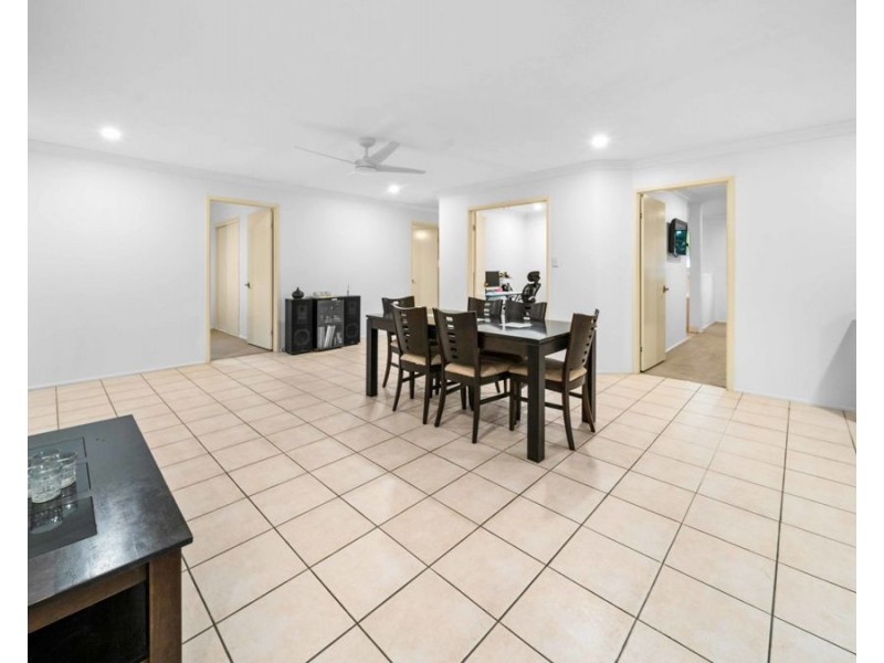 6-8 Ridgeview Court, Deebing Heights QLD 4306