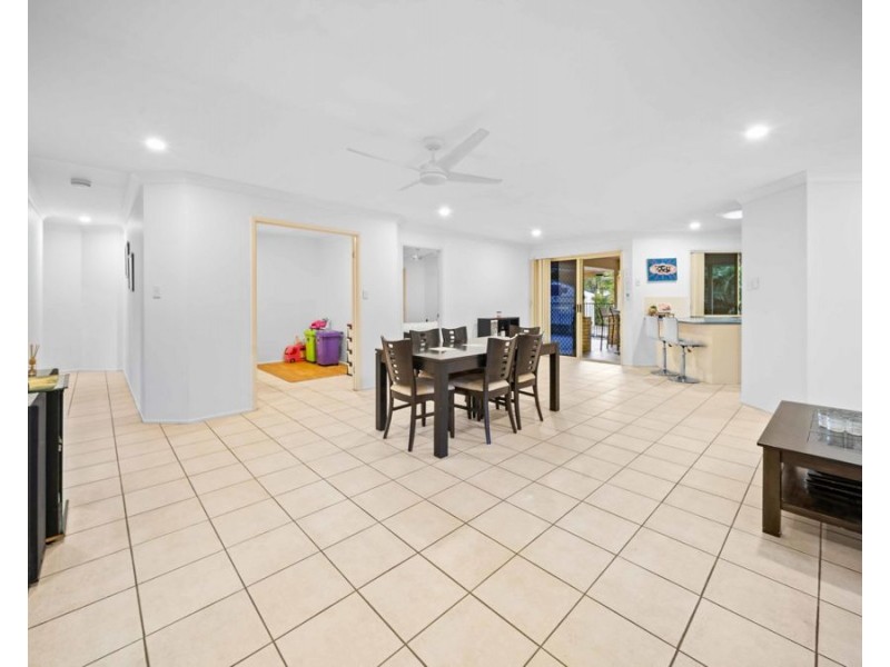 6-8 Ridgeview Court, Deebing Heights QLD 4306