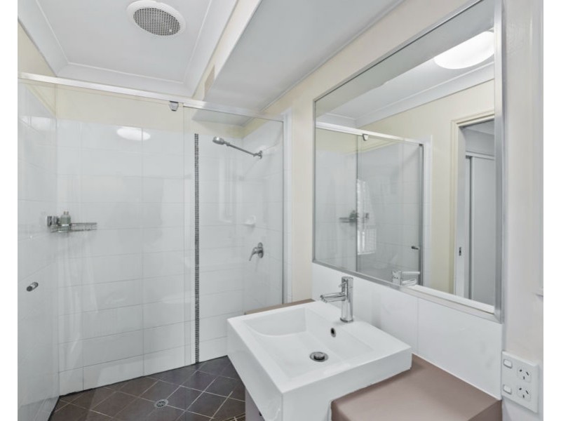 23 Sophie Street, Raceview QLD 4305