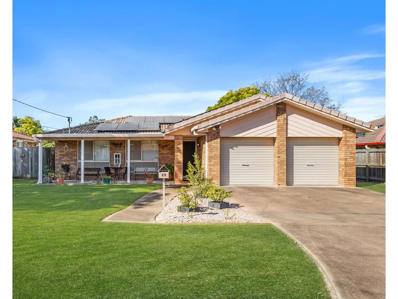 28 Cambridge Street, Silkstone QLD 4304