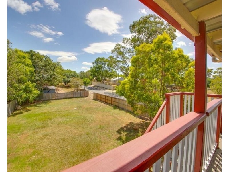 12 McNamara Street, Leichhardt QLD 4305