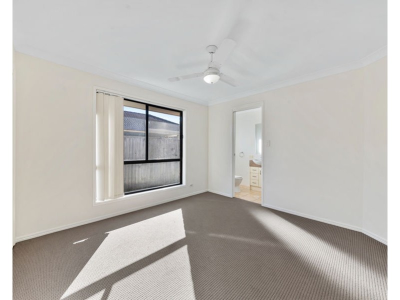 8 Kristy Court, Raceview QLD 4305