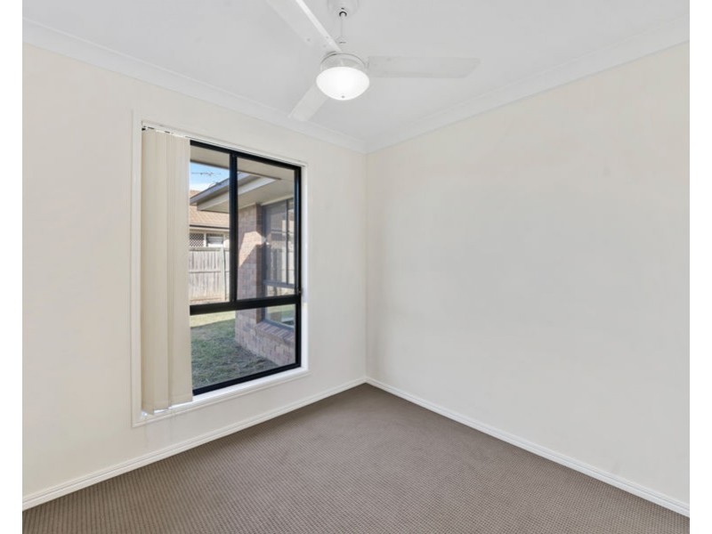 8 Kristy Court, Raceview QLD 4305