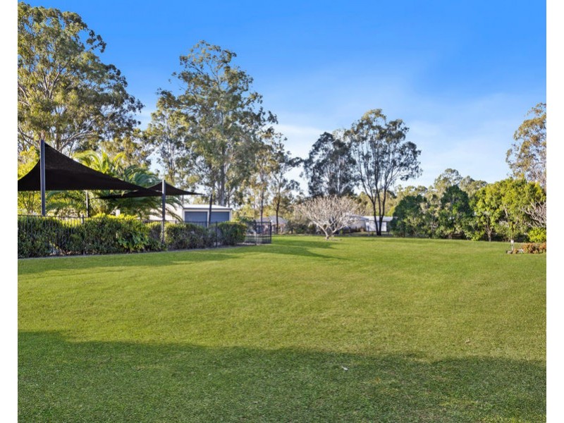 22-24 Newsky Court, Deebing Heights QLD 4306
