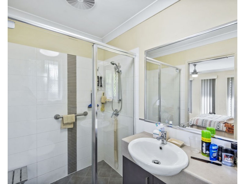 8 Sophie Street, Raceview QLD 4305