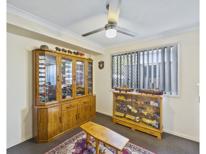 8 Sophie Street, Raceview QLD 4305