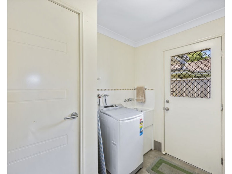 8 Sophie Street, Raceview QLD 4305