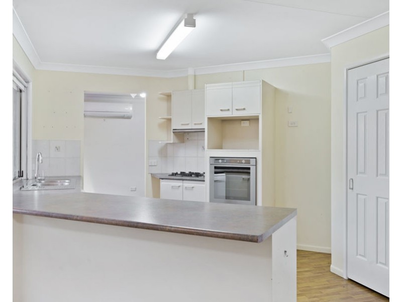22 Discovery Street, Flinders View QLD 4305