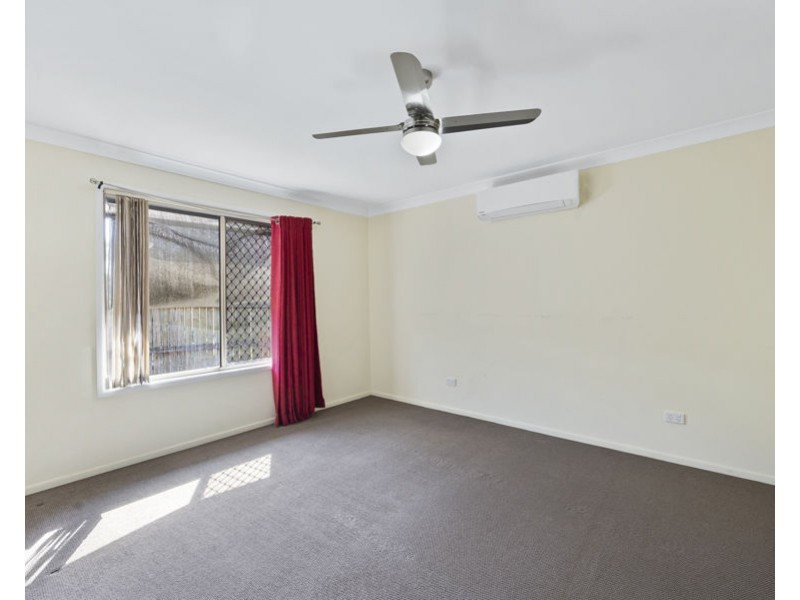 22 Discovery Street, Flinders View QLD 4305
