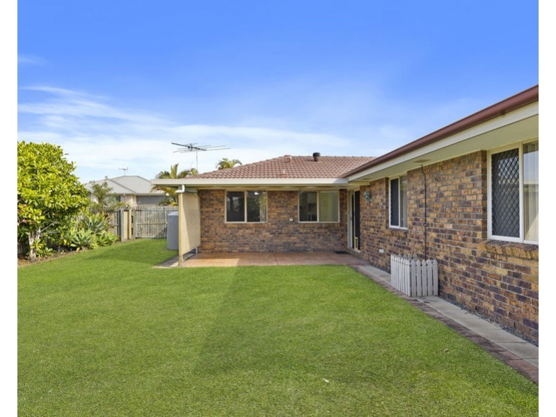 22 Discovery Street, Flinders View QLD 4305