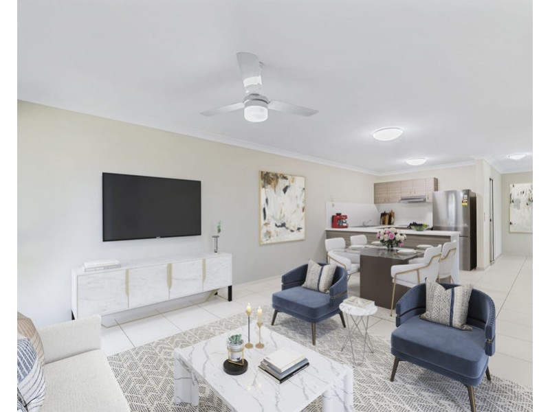 8 Robert Place, Yamanto QLD 4305