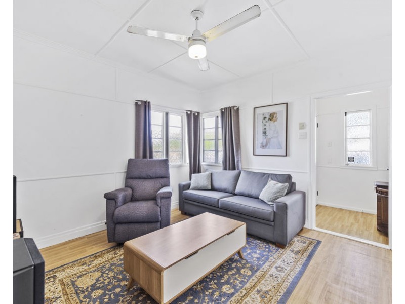 13 England Street, East Ipswich QLD 4305