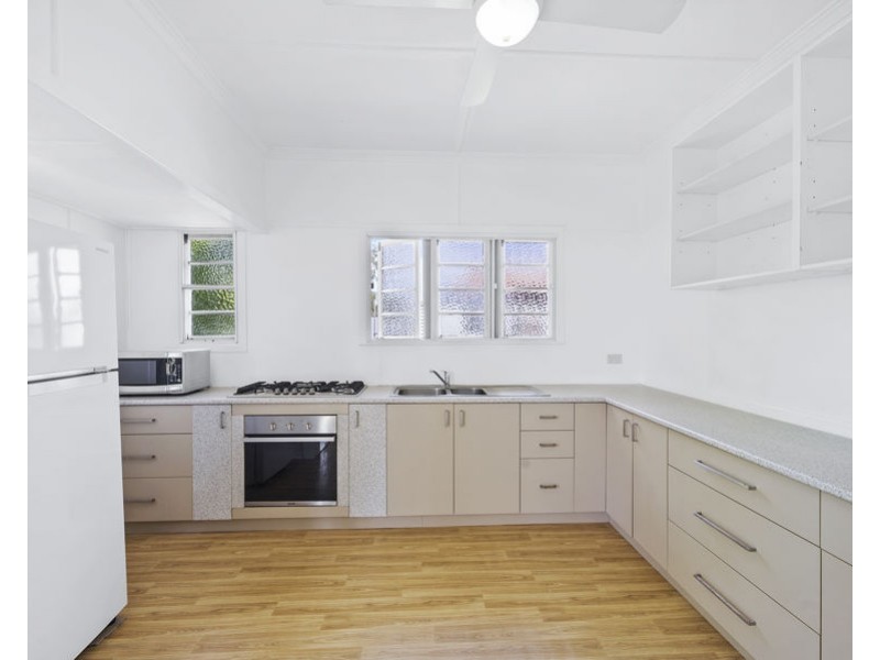 13 England Street, East Ipswich QLD 4305