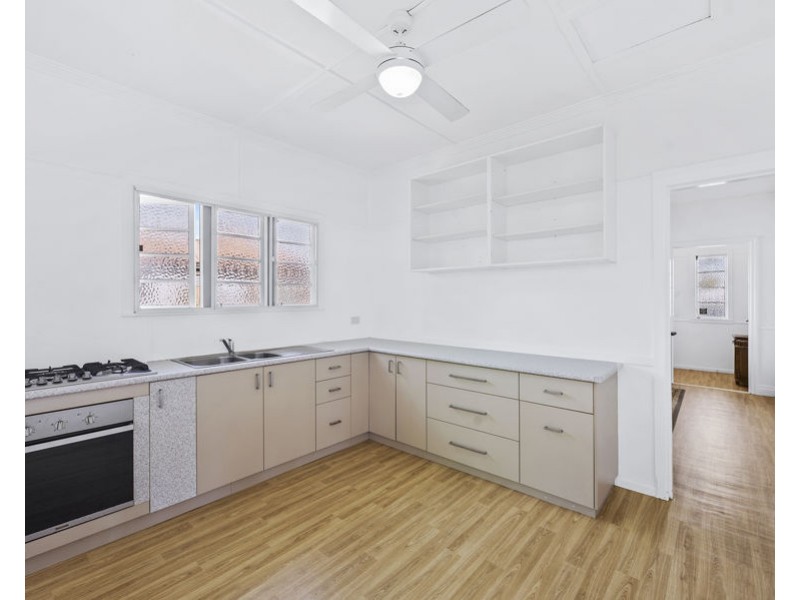 13 England Street, East Ipswich QLD 4305