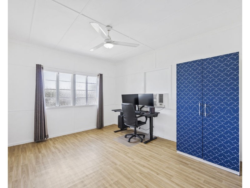 13 England Street, East Ipswich QLD 4305