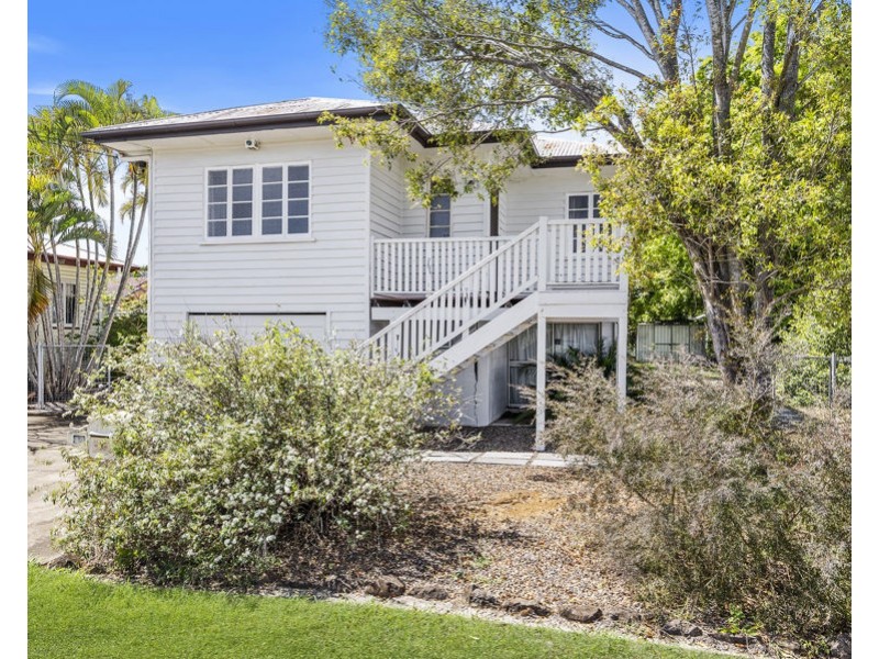 13 England Street, East Ipswich QLD 4305
