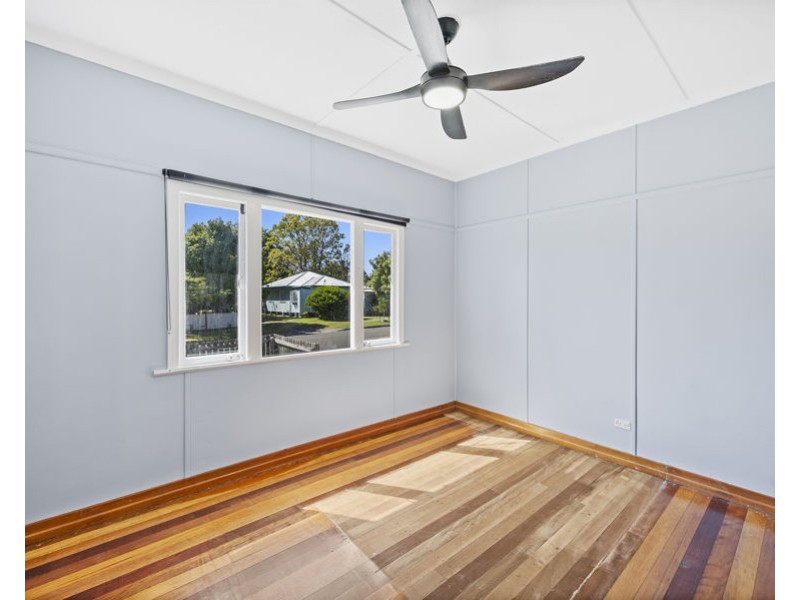 13a Thompson Street, Silkstone QLD 4304