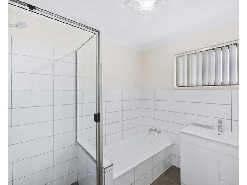28 Tessman Street, Riverview QLD 4303