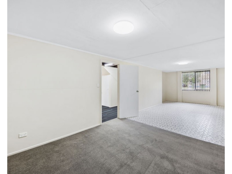 28 Tessman Street, Riverview QLD 4303
