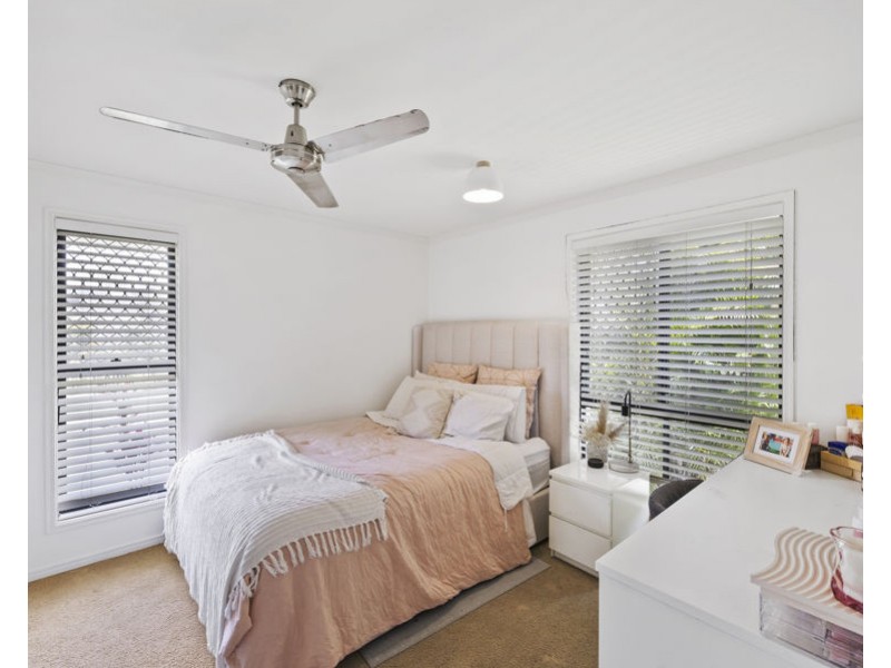 11 Dannika Way, Deebing Heights QLD 4306