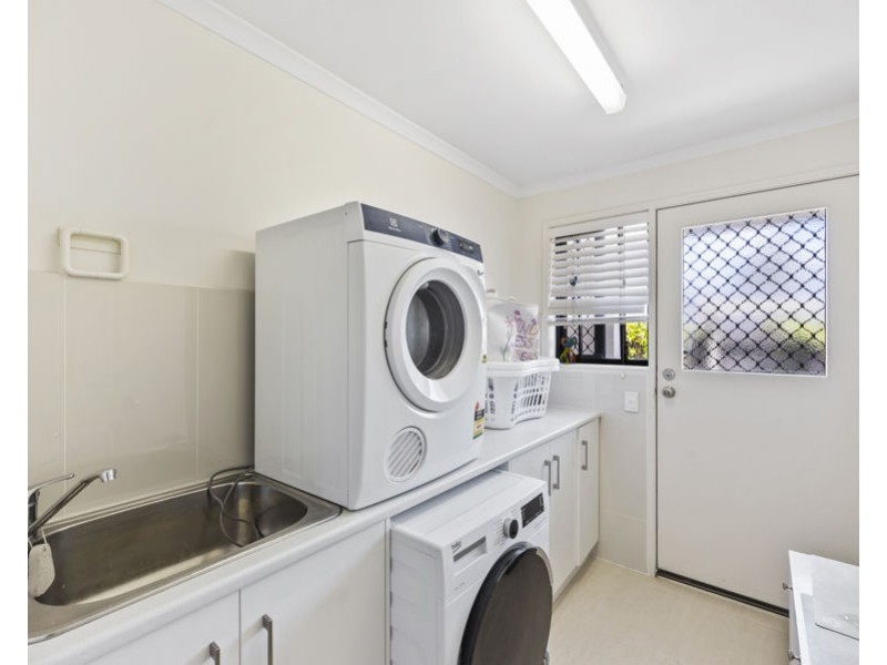 11 Dannika Way, Deebing Heights QLD 4306