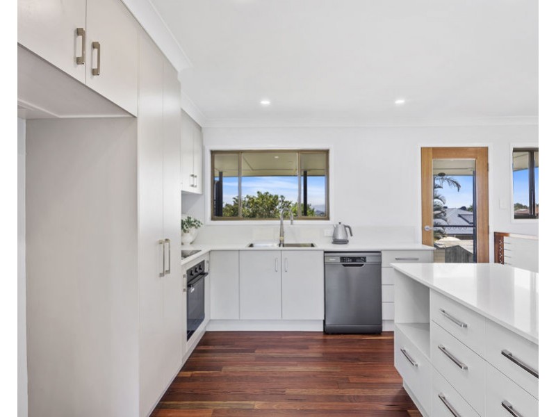 34 Hibiscus Street, Flinders View QLD 4305