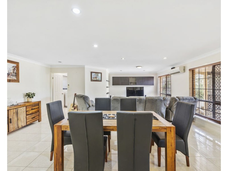 39 Fassifern Street, Peak Crossing QLD 4306